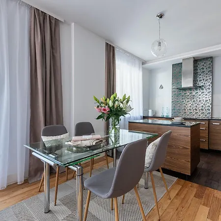 Sadyba Apartament وارسو