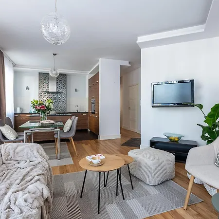Sadyba Apartament شقة وارسو