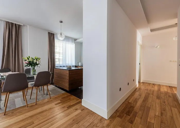 Sadyba Apartament Lägenhet *